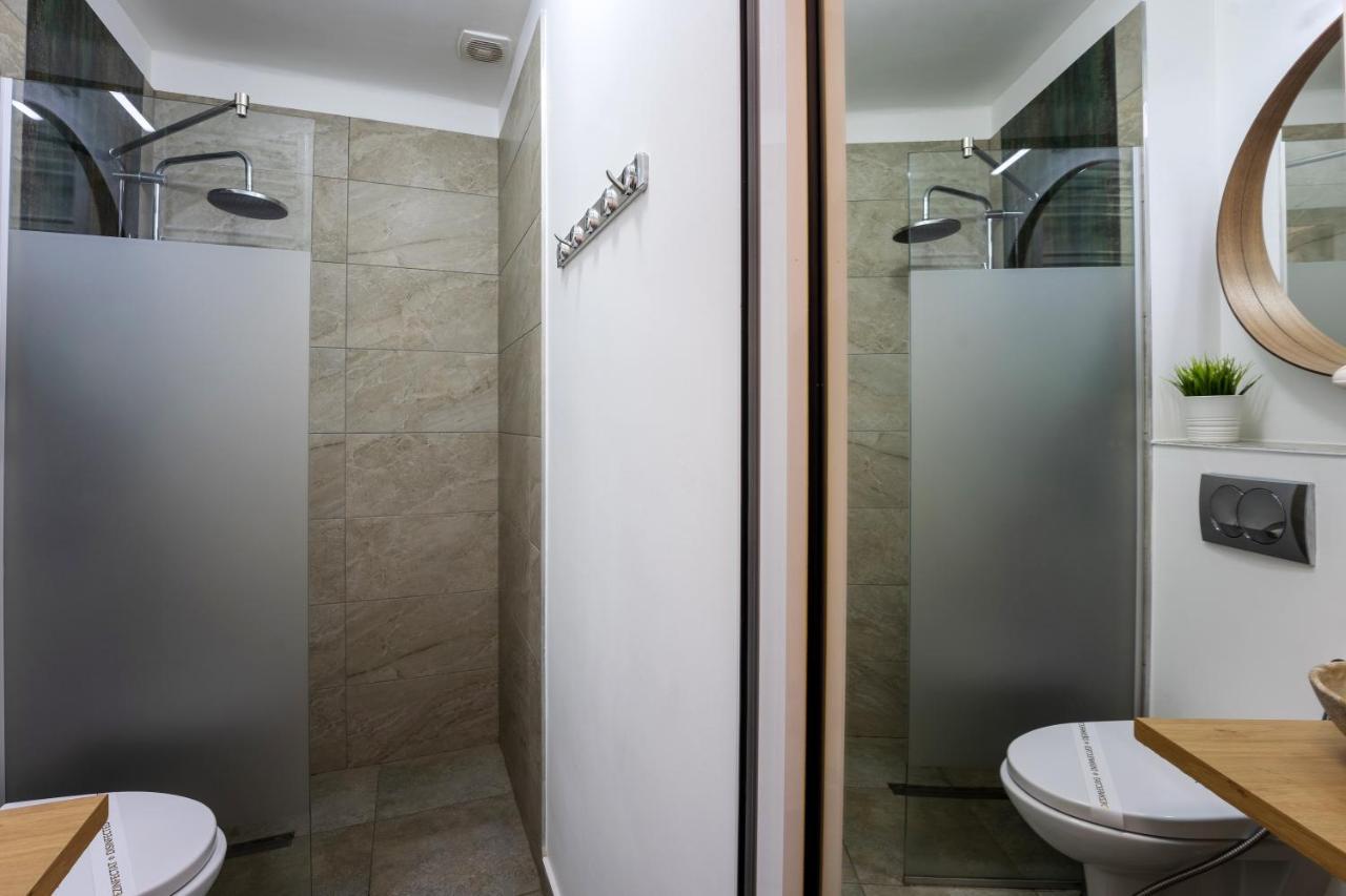 Metropole Apartments Studio City Bucharest Exterior photo